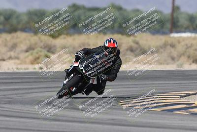 media/Oct-13-2025-Moto Forza (Mon) [[a66d839500]]/3-B Group/Session 3 (Turn 16)/